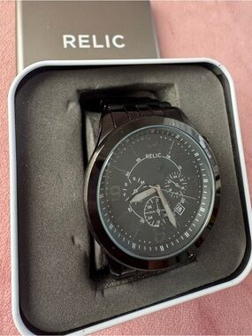 Relic Black Stainless Steel Watch Chronograph Date Men’s Watch w/ Box